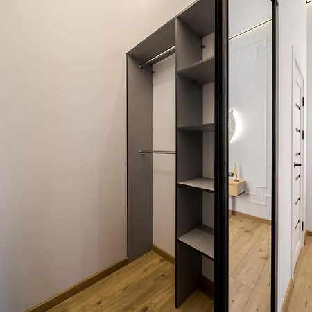On Lepkokho Street Apartment